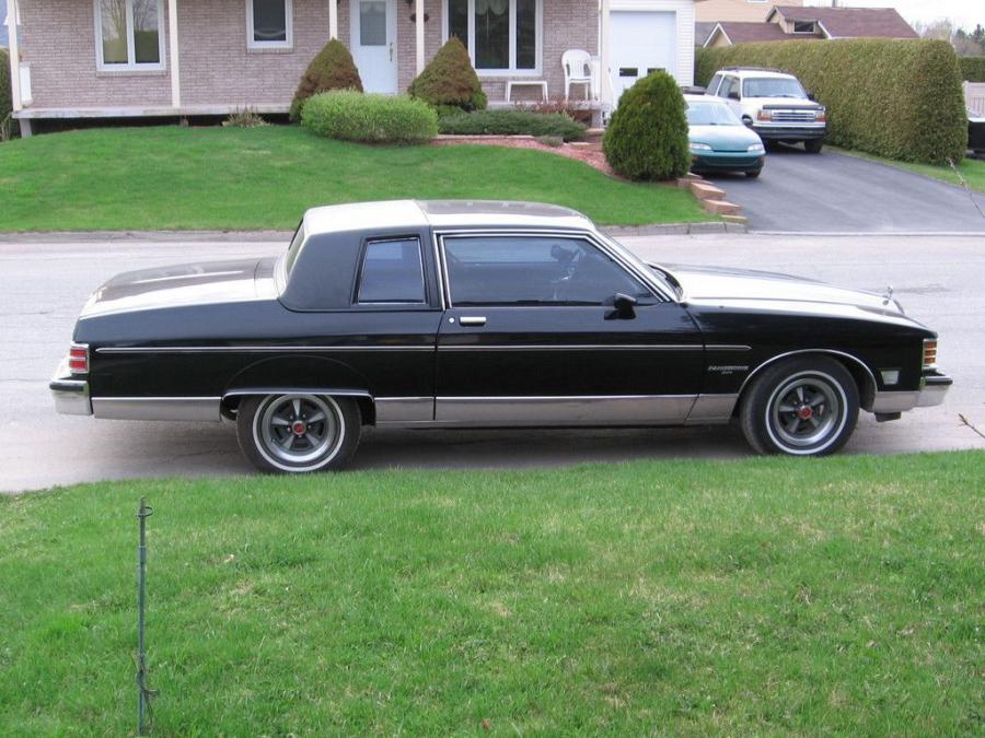  Pontiac Parisienne 1980 года  (фото 6 из 9)